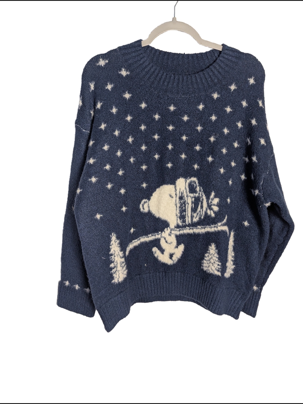 American Eagle Oversized Navy Crewneck Sweater with White Snoopy Graphic Ski